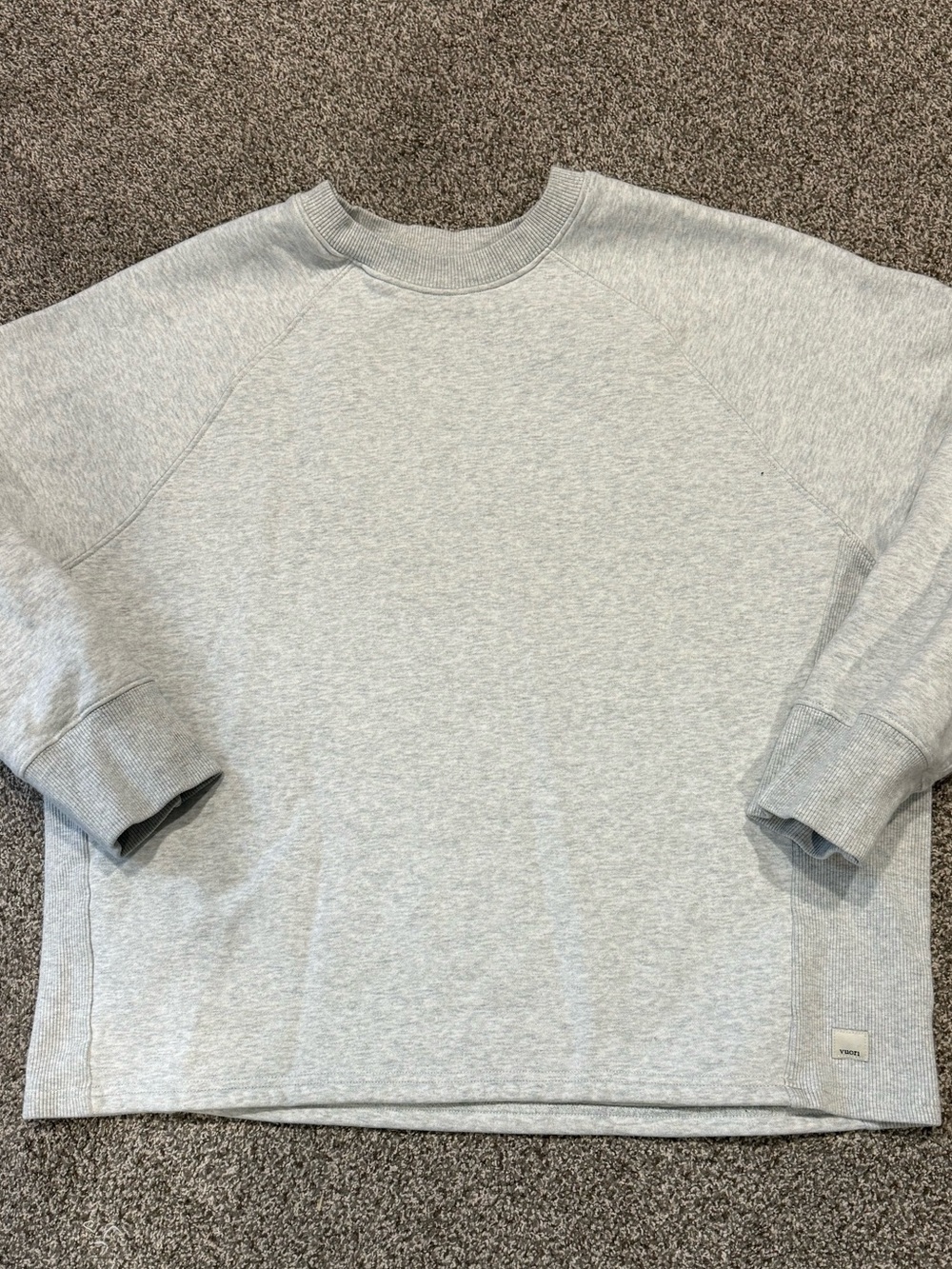 Vuori Crew neck pullover